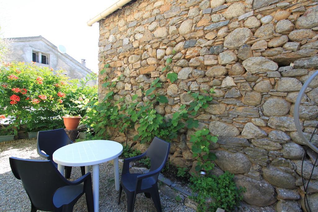 Holiday home Mandria Mountain View Apartments: Centrally Located Patio *