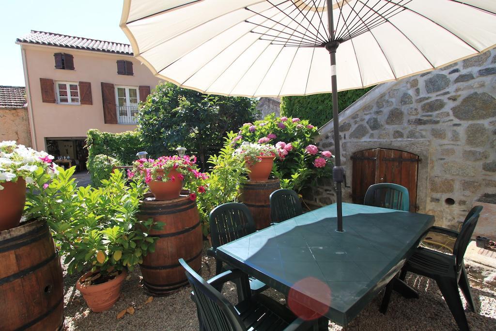 Holiday home Mandria Mountain View Apartments: Centrally Located Patio *