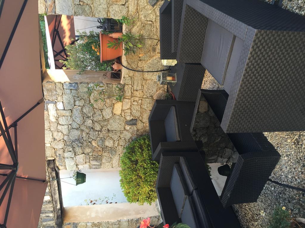 Holiday home Mandria Mountain View Apartments: Centrally Located Patio