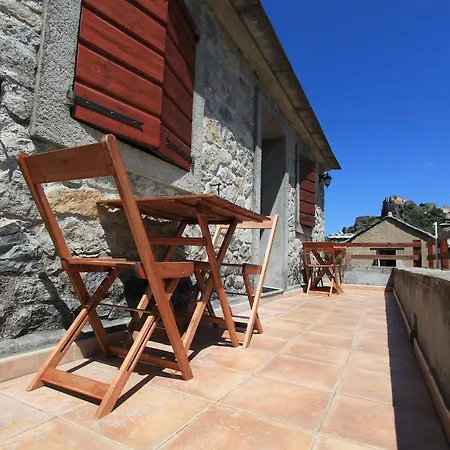 A MANDRIA, appartements avec cuisine 30m2, patio, vue Montagnes et citadelle, 5 minutes à pied du centre ville et des rivières Corte  Exterior foto