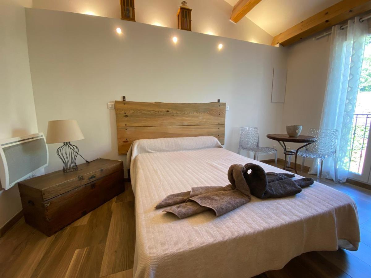 A Mandria, Avec Cuisine 30m2, Patio, Vue Montagnes Et Citadelle, 5 Minutes à Pied Du Centre Et Des Rivières Hébergement de vacances *