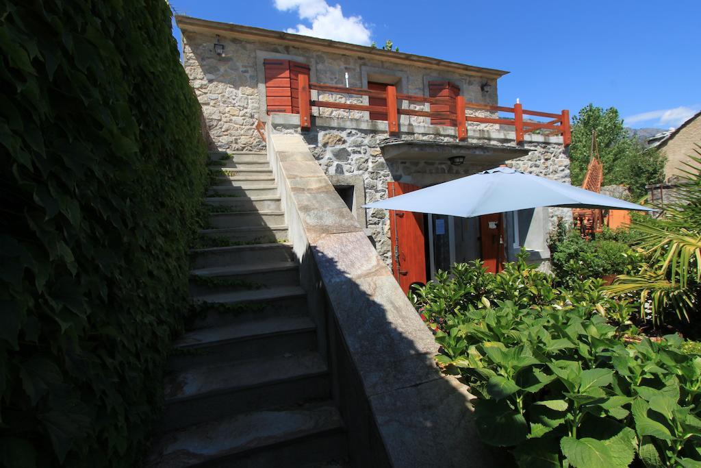 A Mandria, Avec Cuisine 30m2, Patio, Vue Montagnes Et Citadelle, 5 Minutes à Pied Du Centre Et Des Rivières