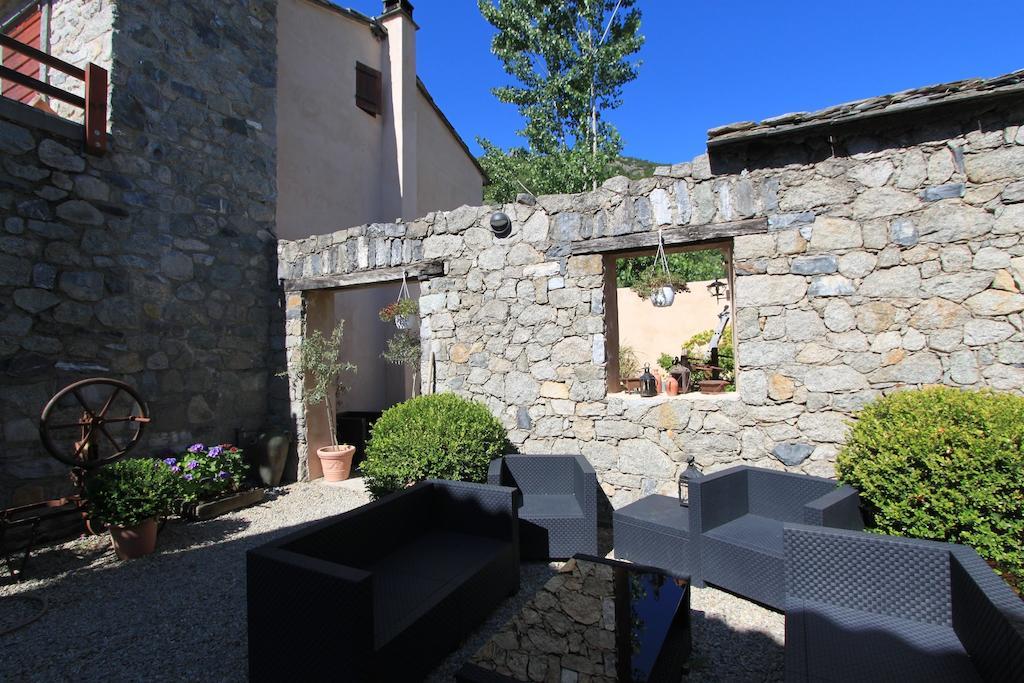 Hébergement de vacances A Mandria, Avec Cuisine 30m2, Patio, Vue Montagnes Et Citadelle, 5 Minutes à Pied Du Centre Et Des Rivières Corte (Corsica)